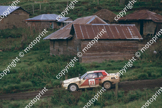 1985 Safari 21 Juha Kankkunen, Fred Gallagher Toyota Celica Twincam (courtesy Roger Swan) (19)