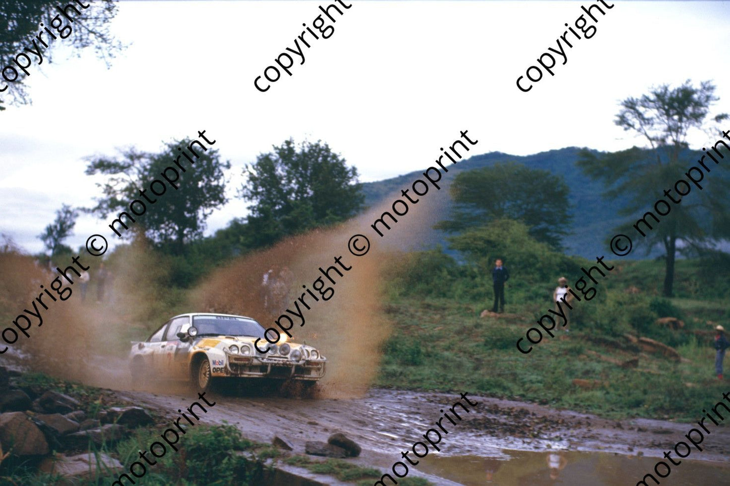 1985 Safari 2 Rauno Aaltonen, Lofty Drews Opel Manta 400 (courtesy Roger Swan) (5)