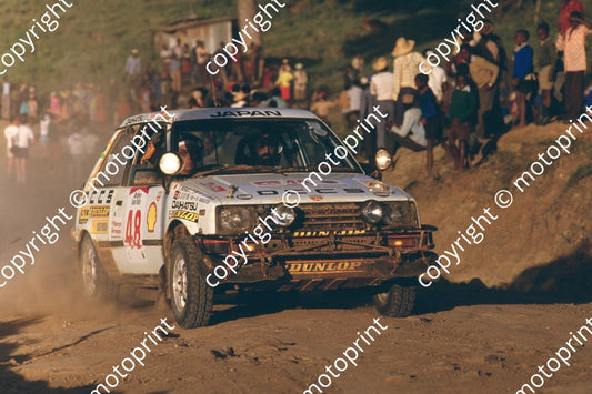 1985 Safari 48 Takeshi Hirabayashi, Suhki Soin Daihatsu Charade (courtesy Roger Swan) (4)