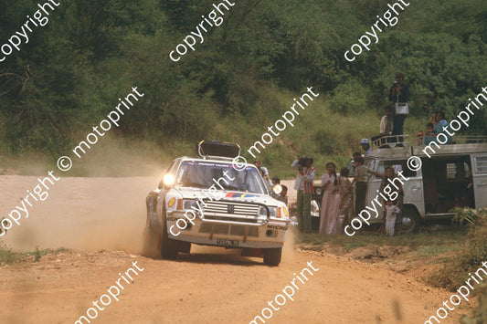 1985 Safari 6 Timo Salonen, Seppo Harjanne Peugeot 205 Turbo (courtesy Roger Swan) (3)