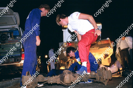1985 Safari Toyota diff change  (courtesy Roger Swan) (1)