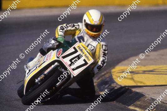 1986 Kya MC Oggi 747 Rod Gray Suzuki GSX R750 (courtesy Roger Swan)