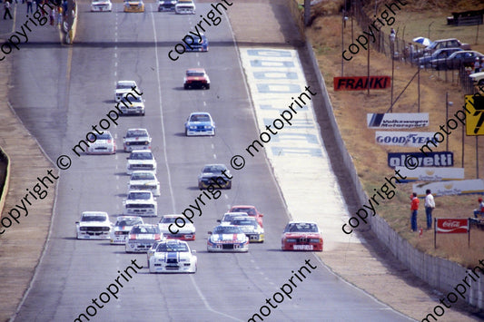 1986 Kyalami Aug Wesbank 1st lap to Crowthorne (courtesy Roger Swan) (3)