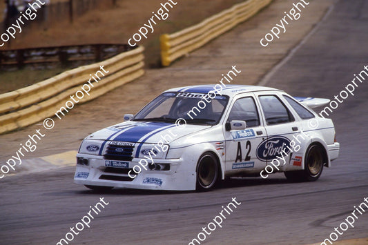 1986 Kyalami Aug Wesbank A2 Sierra XR8 Willie Hepburn (courtesy Roger Swan) (1)