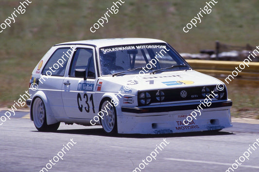 1986 Kyalami Aug Wesbank C31 Peter Lanz Golf GTi (courtesy Roger Swan) (39)