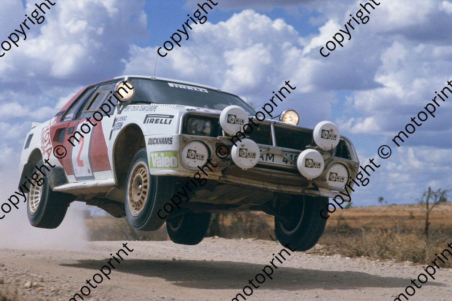 1986 Safari 2 Bjorn Waldegard, Fred Gallagher Celica Twincam turbo (RSwan) (47)