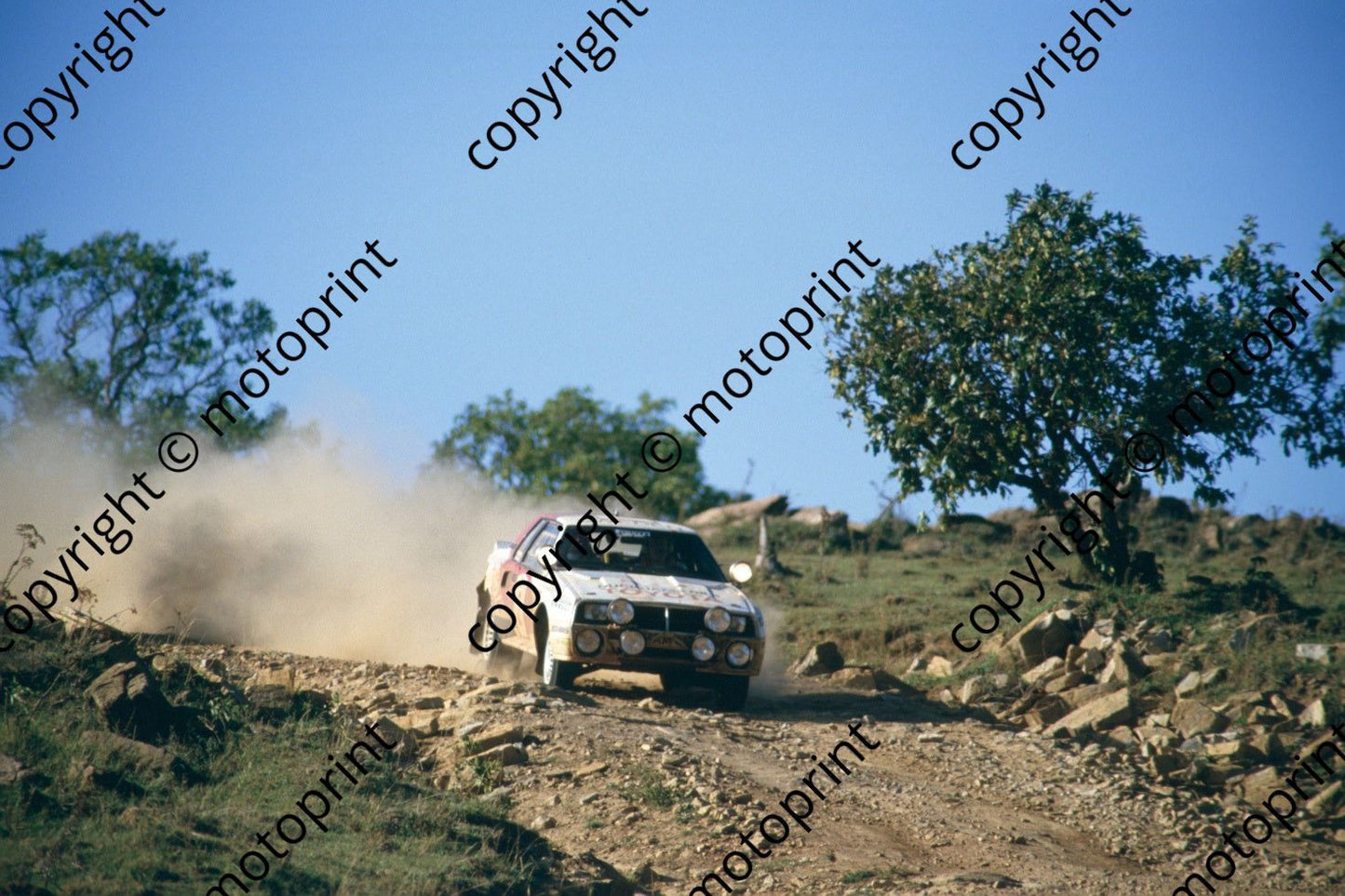 1986 Safari 2 Bjorn Waldegard, Fred Gallagher Celica Twincam turbo (RSwan) (50)