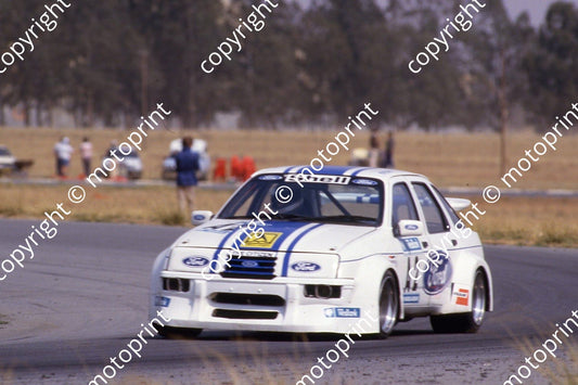 1986 Welkom Wesbank A2 Sierra XR8 Willie Hepburn (courtesy Roger Swan) (2)