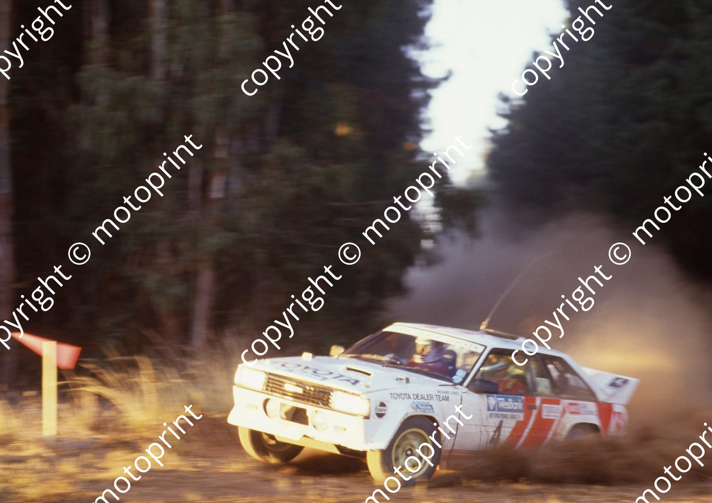 1986 Wesbank Intnl 4 Eric Sanders, Richard Leeke Toyota (courtesy Roger Swan) (4)