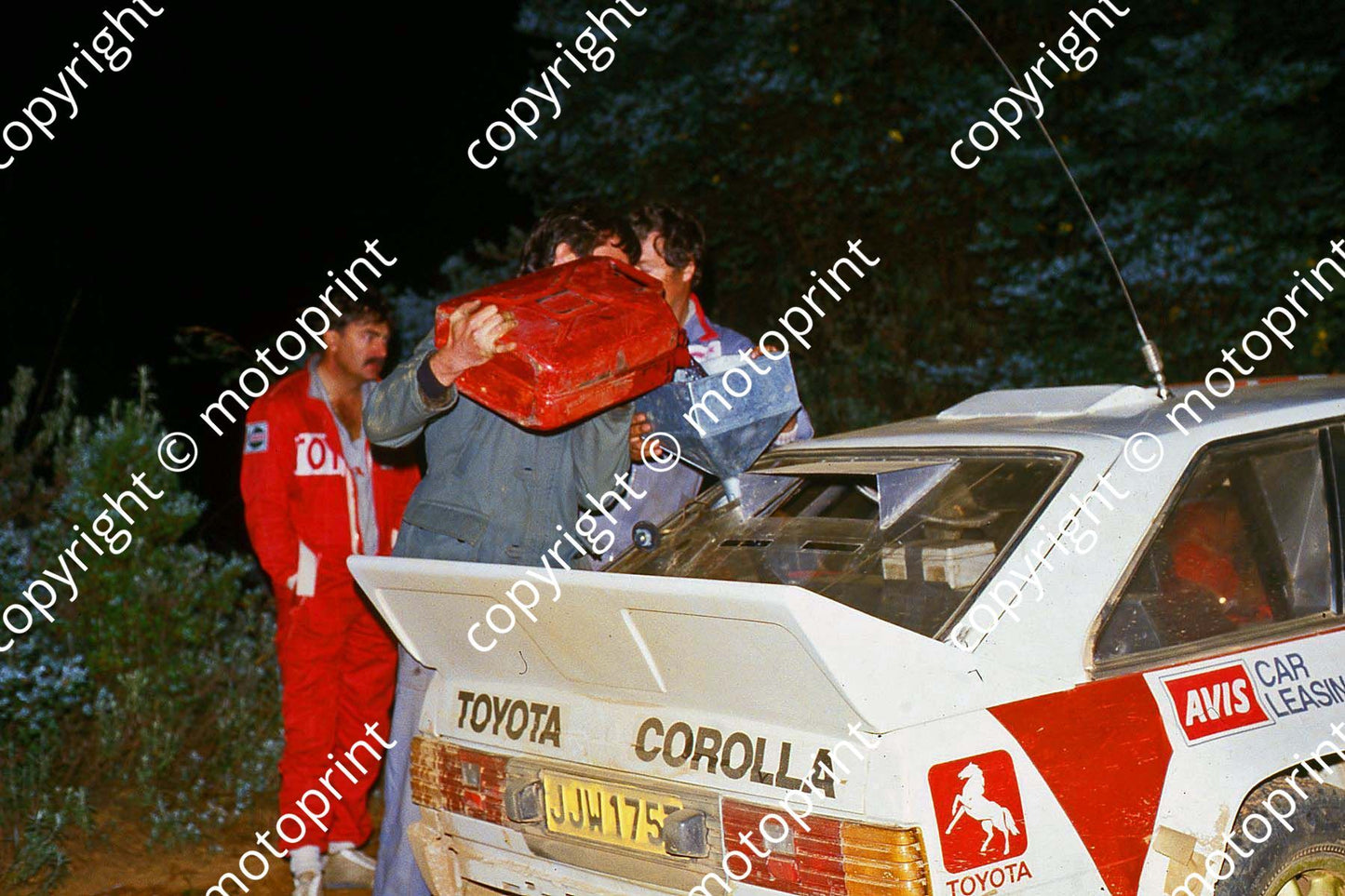 1986 Wesbank Intnl 4 Eric Sanders, Richard Leeke Toyota edited (courtesy Roger Swan) (8)