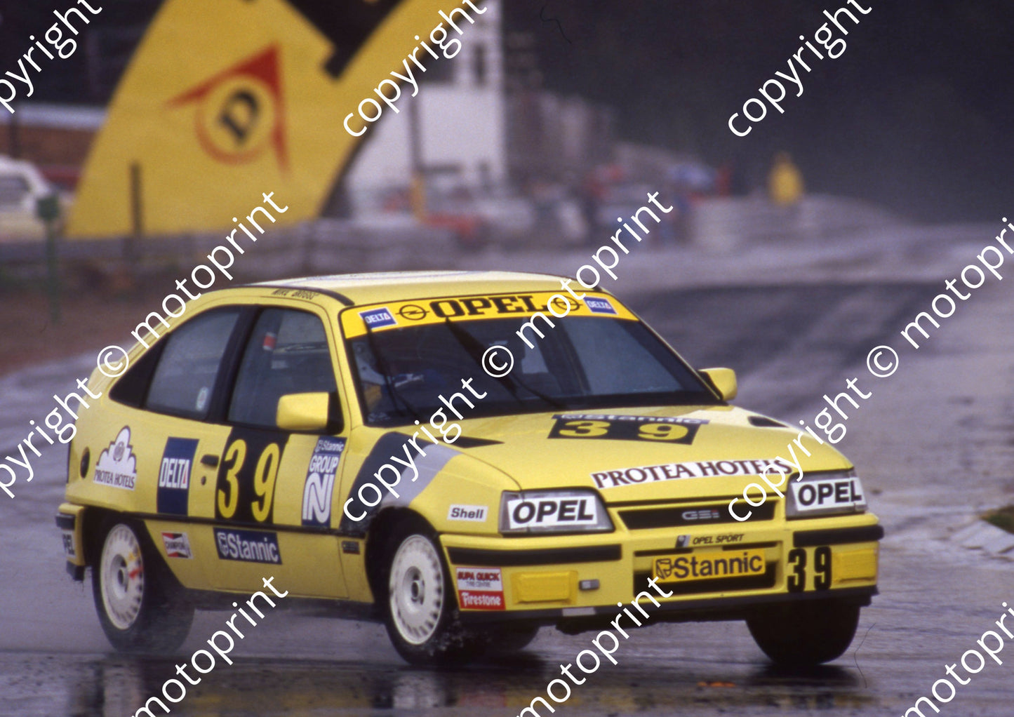 1987 Killarney Stannic 39 Michael Briggs Opel A4 rain  (courtesy Roger Swan) (1)