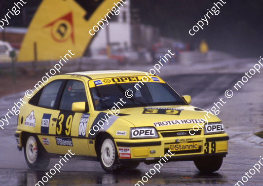 1987 Killarney Stannic 39 Michael Briggs Opel A4 rain  (courtesy Roger Swan) (1)