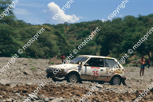 1987 Safari 35 Takeshi Hirabayashi, Thee Soin Daihatsu Charade (courtesy Roger Swan) (165)