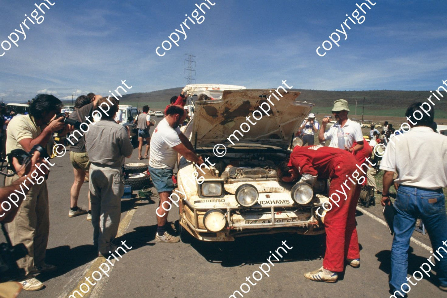 1987 Safari 4 Lars-Erik Torph, Benny Melander Toyota Supra service(courtesy Roger Swan) (157)