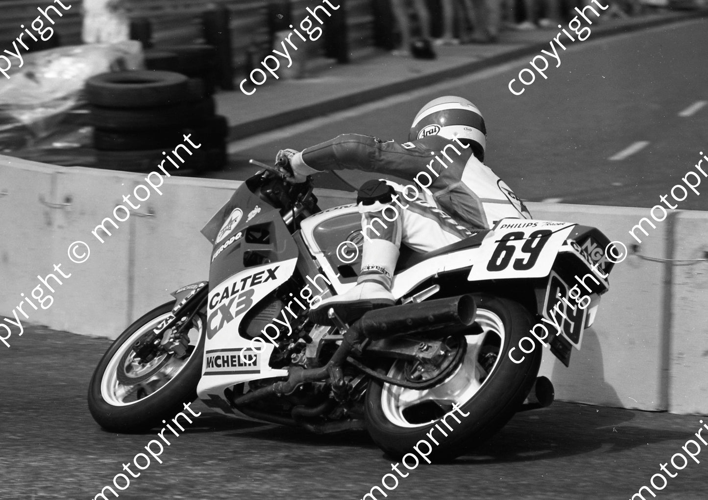1988 Dbn MC 69 Dave Petersen Honda VFR750 (Colin Watling Photographic) (33)