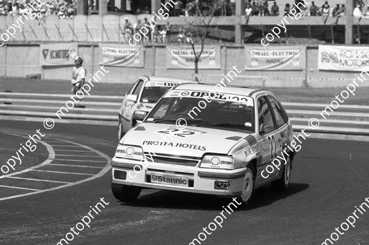 1988 Dbn Stannic 22 Michael Briggs Opel Kadett GSi (Colin Watling Photographic) (2)