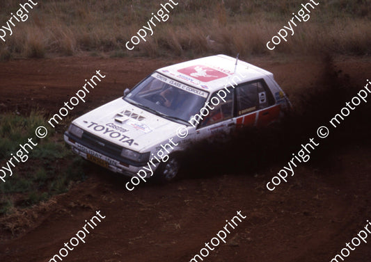 1988 Nissan 400 14 Roelof Fekken Francois Jordaan Toyota Conquest(courtesy Roger Swan) (8)