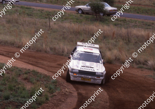 1988 Nissan 400 1 Serge Damseaux, Vito Bonafede Toyota Conquest(courtesy Roger Swan) (27)