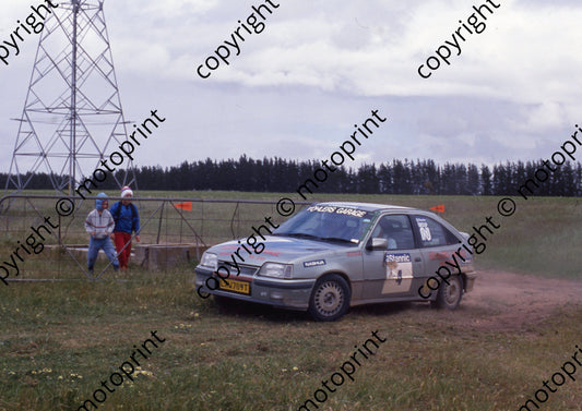 1988 Stannic GpN Cape Oct 4 L Labuschagne, D Judd Kadett GSi (R Swan) (2)