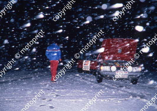 1988 Total 309 John Beekman, Paul Beekman, VW Passat icing up accelerator(courtesy Roger Swan) (2)