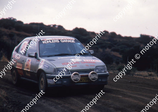 1988 Total 405 L Labuschagne, M Hooper Opel GSi (courtesy Roger Swan) (31)