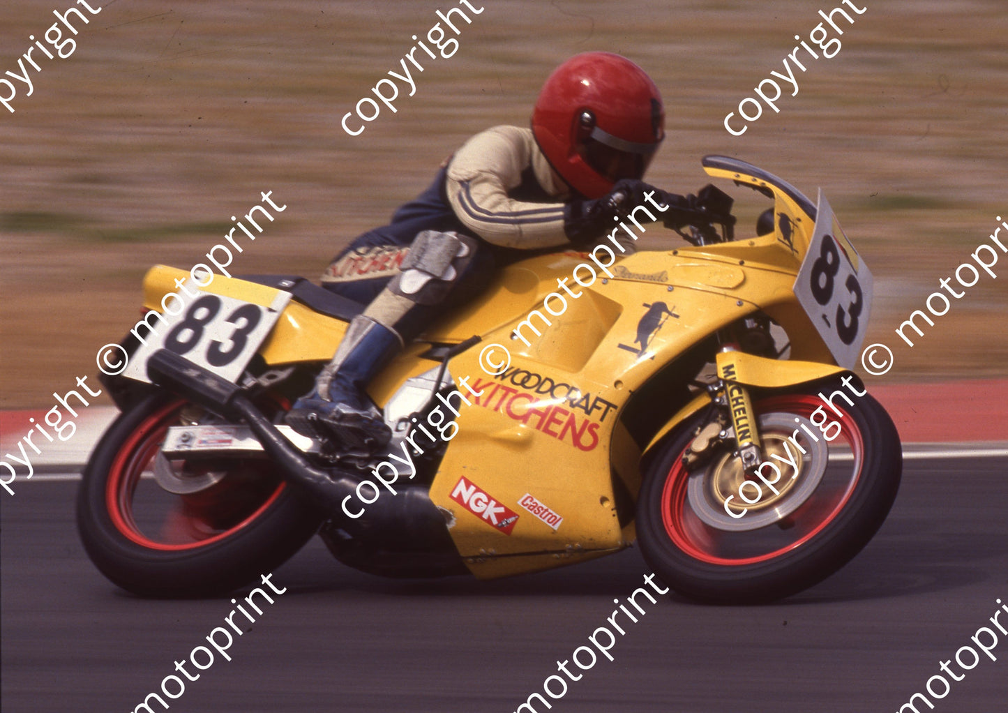 1989 Kya MC 83 Fernando Mendes Yamaha TZR (Colin Watling Photographic)  (11)