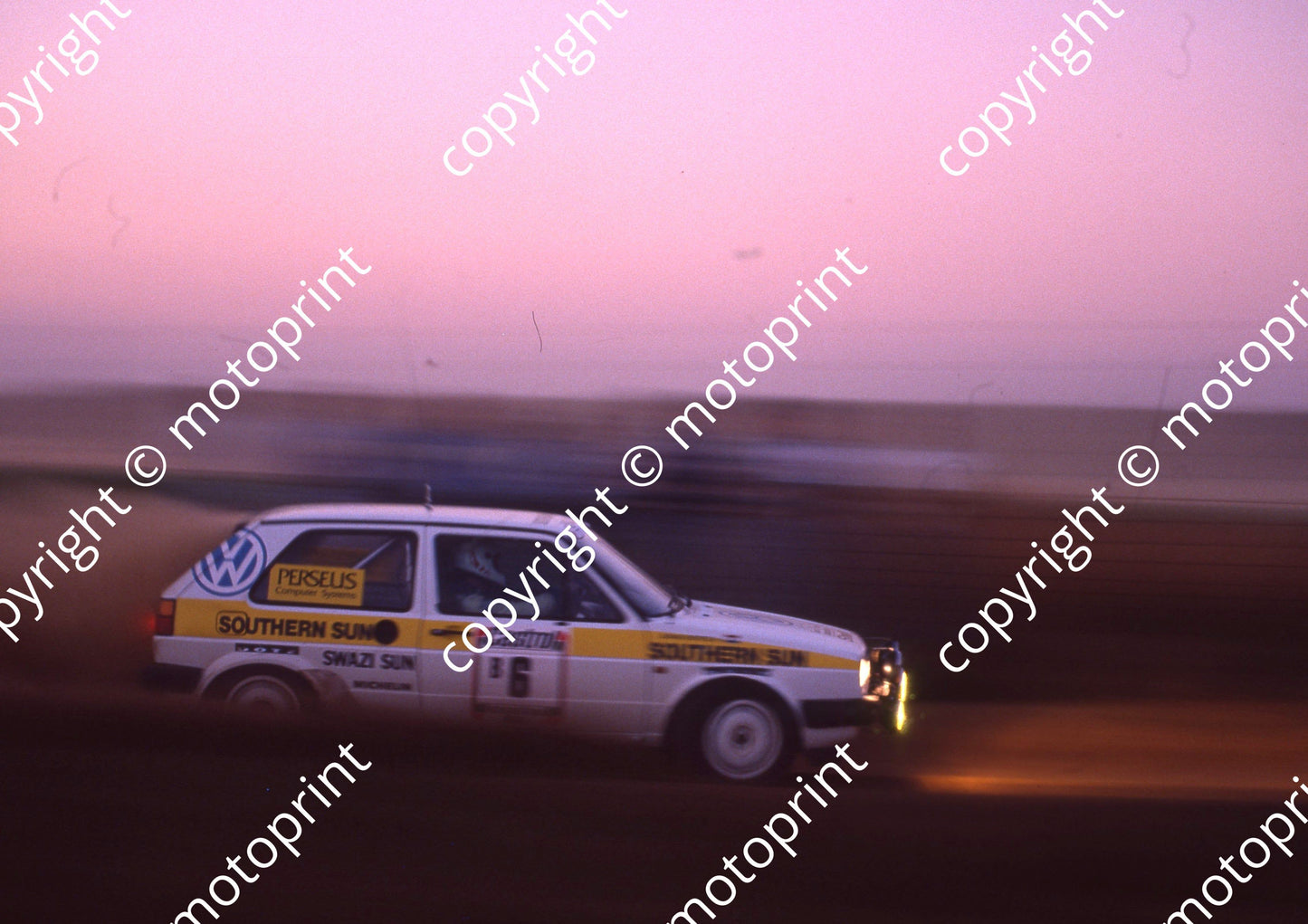 1990 Castrol Intnl 6  Johan Evertse, Steve Harding, VW Golf(R Swan) (76)