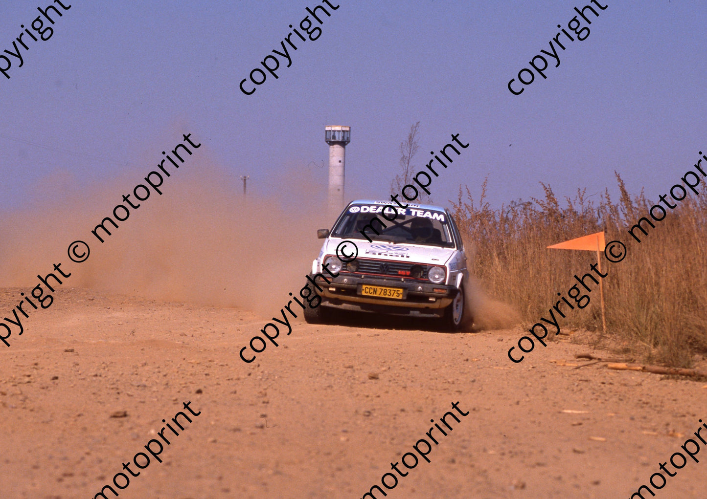 1990 Castrol Intnl 7 Glyn Hall Martin Botha VW Golf (R Swan) (3)