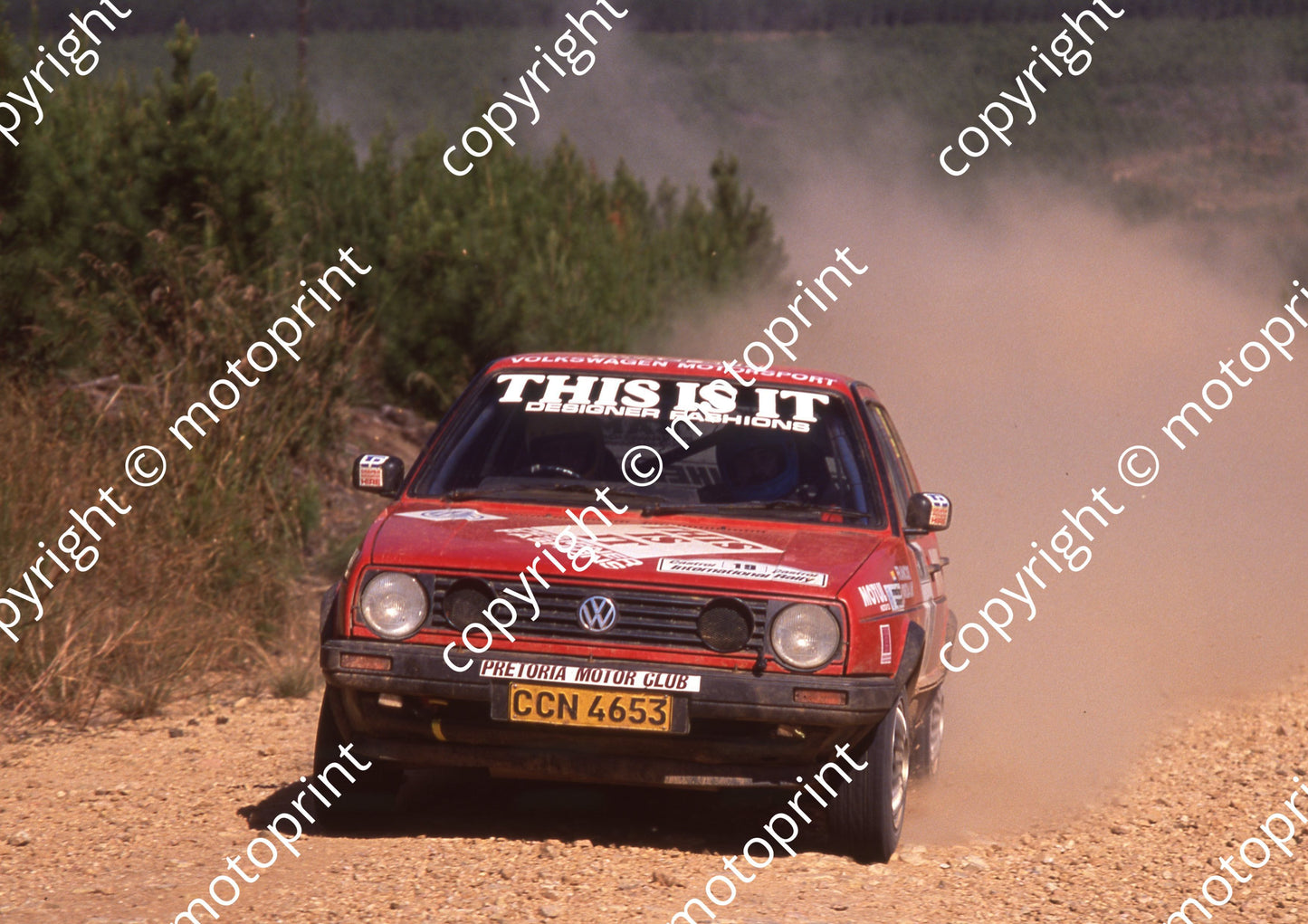 1990 Castrol Intnl Rally 19 Leon Botha, Francois Jordaan Golf GTi 6th (Colin Watling Photographic)266 (23)