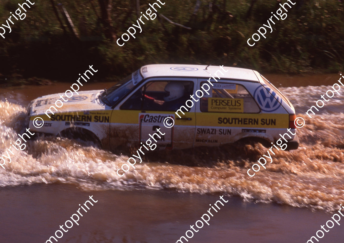 1990 Castrol Intnl Rally 2 Sarel vd Merwe, Franz Boshoff Golf Synchro 1st (Colin Watling Photographic)266 (26)