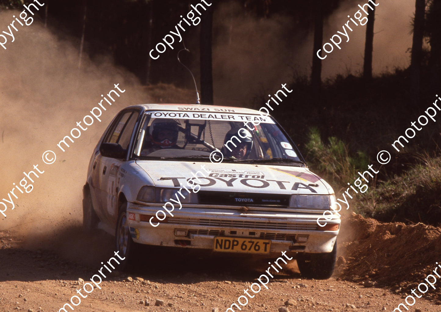 1990 Castrol Intnl Rally 8 Nic de Waal, Guy Hodgson Conquest (Colin Watling Photographic) (8)
