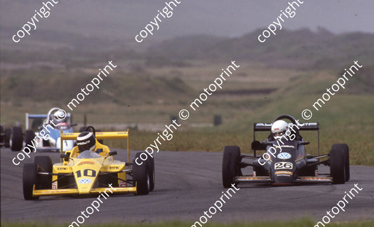 1990EL_4
