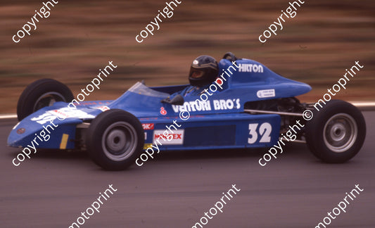 1990 Killarney FF 32 HIlton Spark Royale (Colin Watling Photographic)