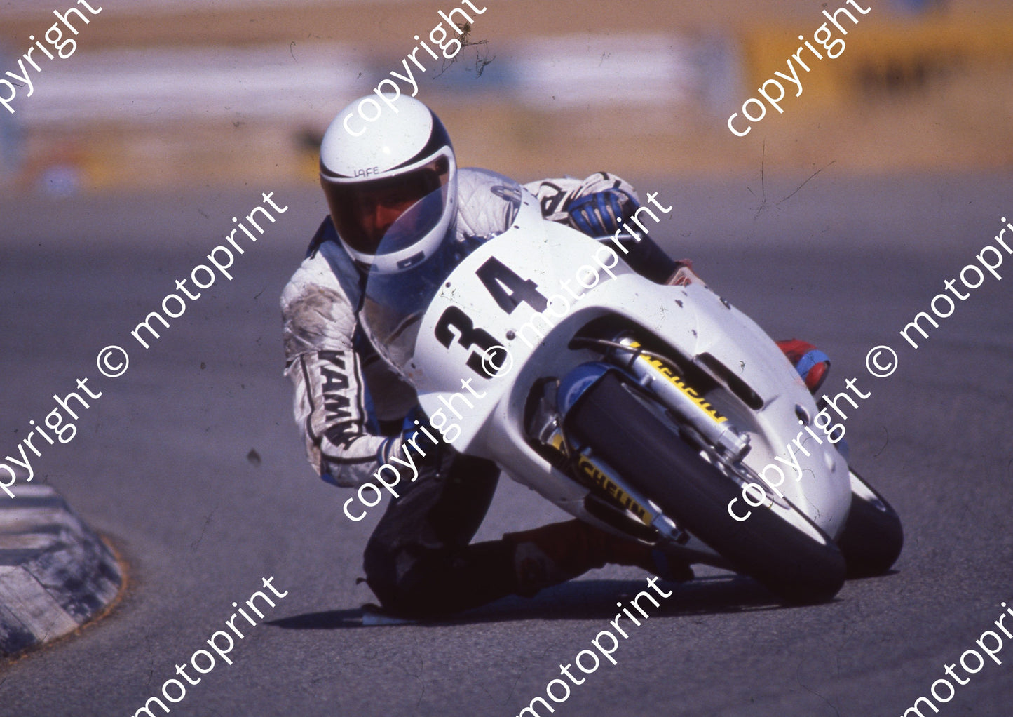 1990 Kya MC 34 Evan Peters Yamaha confirm (Colin Watling Photographic) (1)