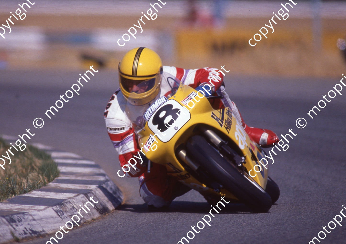 1990 Kya MC 8 Brent vd Stadt Aprilia RV (Colin Watling Photographic)