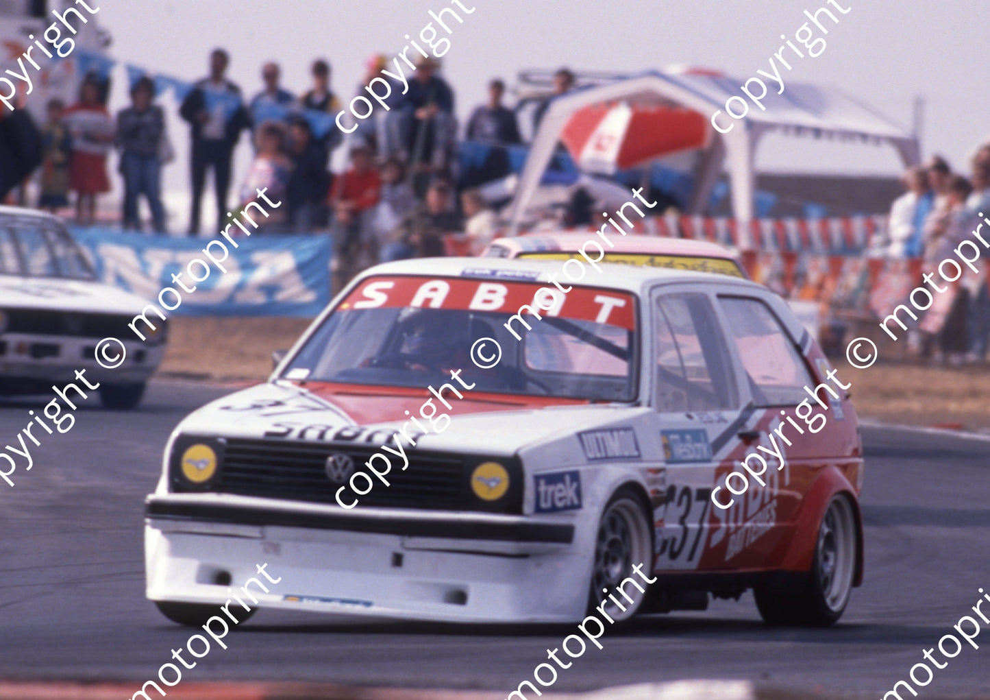1990 Midvaal Wesbank C37 Peter Lanz Golf GTi scanned A4 (20x30cm) (courtesy Roger Swan) (4)