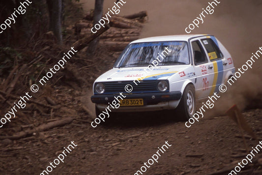 1990 NGK D26 Tjaart vd Walt, Cindi Harding Golf (Roger Swan) (19)