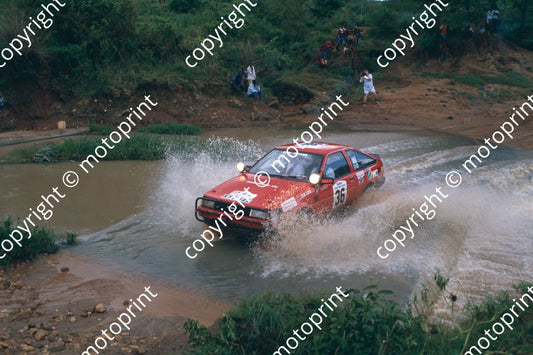 1990 Safari 36....Toyota (courtesy Roger Swan) (157)
