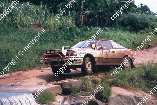 1990 Safari 3 Bjorn Waldegard, Fred Gallagher Toyota Celica GT-4 (courtesy Roger Swan) (103)