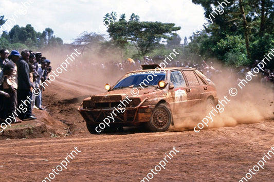 1990 Safari 4 Alessandro Fiorio, Luigi Pirollo Lancia Delta Integrale  (RSwan)  (2)