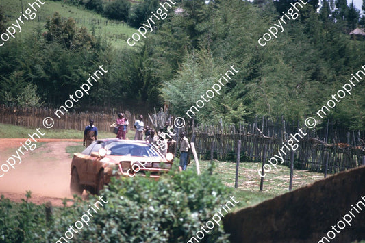 1990 Safari  (courtesy Roger Swan) (16)