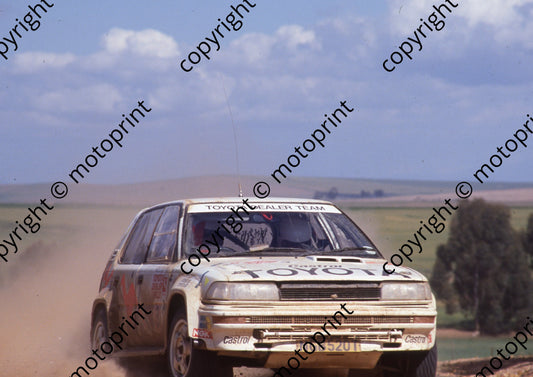 1990 Toyota Dealer 3 Eric Sanders, Thilo van Westernhagen Toyota (Colin Watling Photographic)  (2)