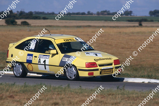 1990 Welkom Feb Stannic A1 Michael Briggs Opel 16V (courtesy Roger Swan) (30)