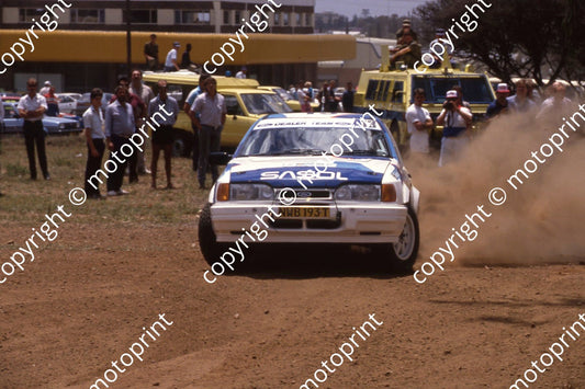 1990 Wesbank 13 Tony Pond, Richard Leeke Ford 3 (courtesy Roger Swan) (8)