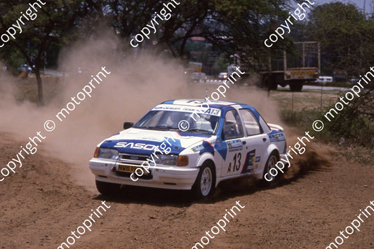 1990 Wesbank 13 Tony Pond, Richard Leeke Ford 4 (courtesy Roger Swan) (13)