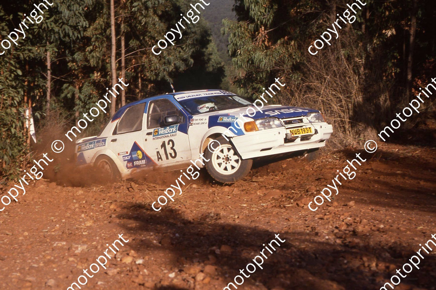 1990 Wesbank 13 Tony Pond, Richard Leeke Ford 7 (courtesy Roger Swan) (18)