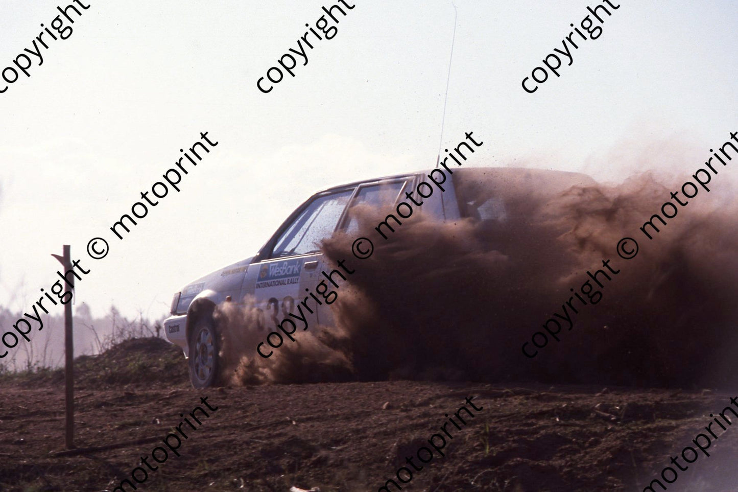 1990 Wesbank 38..... 1 (courtesy Roger Swan) (9)