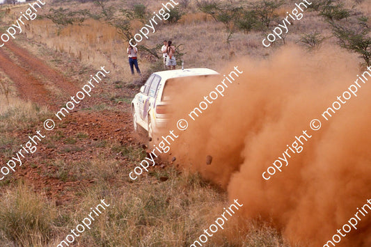 1990 Wesbank 4  Nic de Waal, Guy Hodgson Toyota 3 (courtesy Roger Swan) (16)