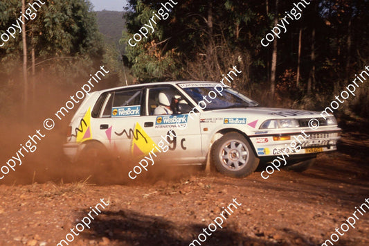1990 Wesbank 9 Kassie Coetzee, Ivor Peltz Toyota 7  (courtesy Roger Swan) (13)