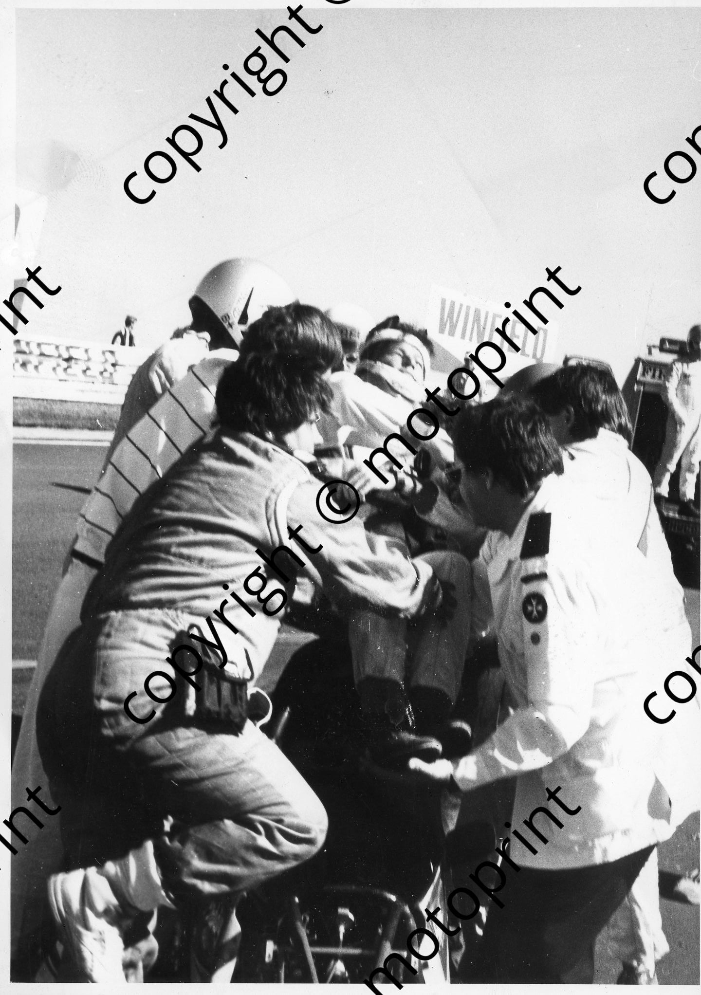1991 FF Kya Paddy Flynn, Van Diemen, involved in multi-car crash, received serious back injuries (1)